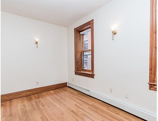 2 beds, 1 bath, 650 sqft, $3,725, Unit 1