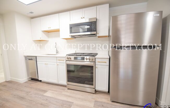 1 bed, 1 bath, 450 sqft, $1,099, Unit 12B