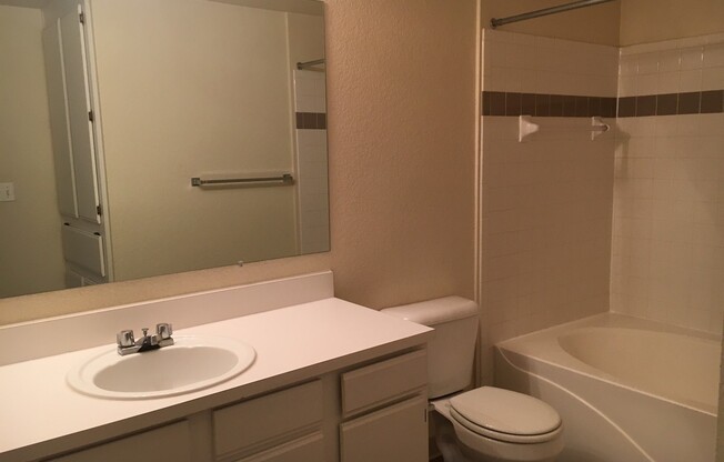 1 bed, 1 bath, 830 sqft, $1,585, Unit 9103