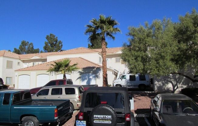 1900 N. Torrey Pines Unit #208