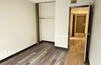 1 bed, 1 bath, 575 sqft, $997, Unit 3-40