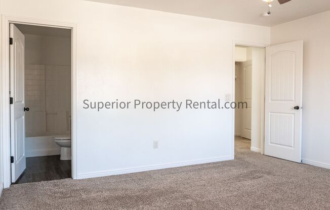 3 beds, 2.5 baths, 1,416 sqft, $1,500, Unit #6