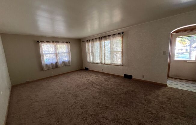 RENT REDUCED! New Flooring & Paint! 3 Bedroom, 1 bath Home located near Norfolk Senior High!