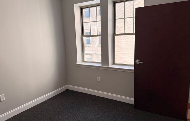 1 bed, 1 bath, 549 sqft, $1,325, Unit 310