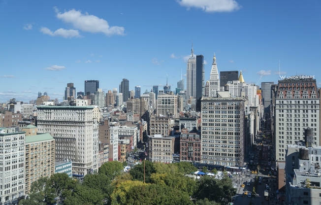 2 beds, 2 baths, $14,320, Unit PH2H