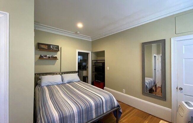 1 bed, $3,450, Unit 3
