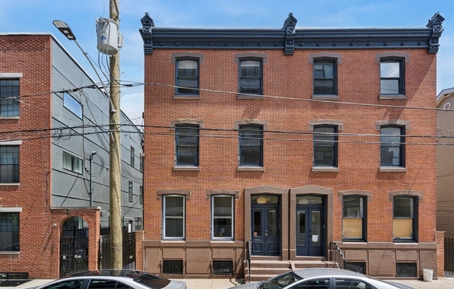 1223 N FRANKLIN ST