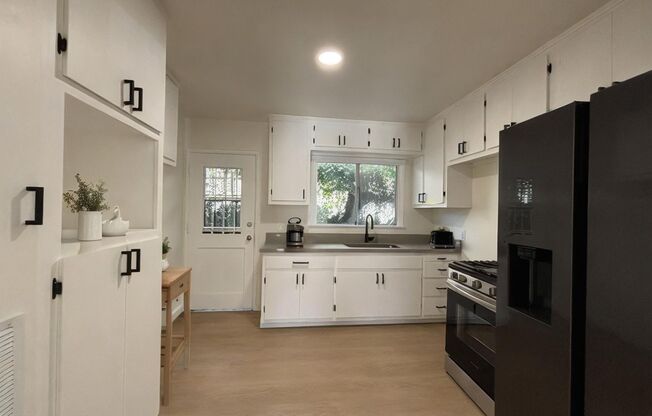 6819 N FIGUEROA ST