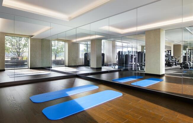 1 bed, 1 bath, $3,995, Unit 21J