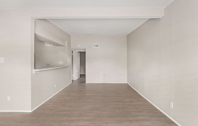 2 beds, 2 baths, 982 sqft, $1,099, Unit 218