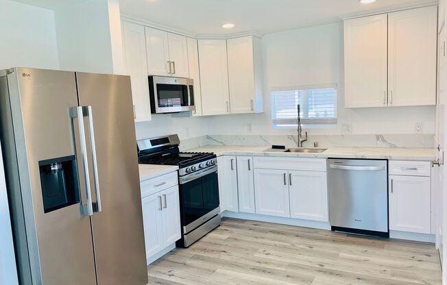 Newly Constructed 2BD/1BA Duplex Available in Linda Vista!
