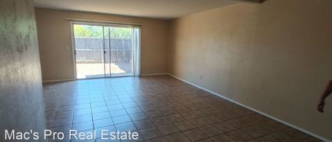 2813 W JENNIE LN