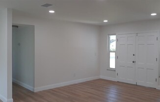 10909 N 29 ST