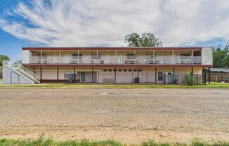 Cozy 1 Bedroom Apartment