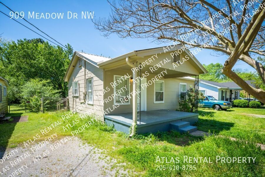909 MDW DR NW