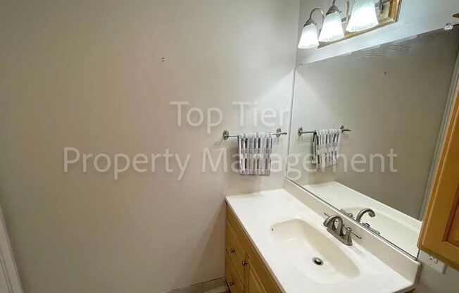 2 beds, 2 baths, $2,795