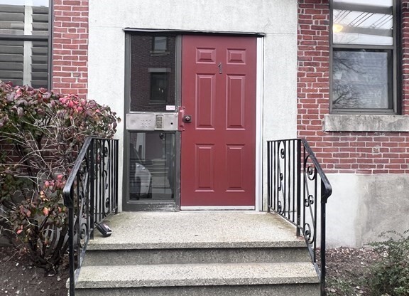 1 bed, 1 bath, 550 sqft, $2,500, Unit 102