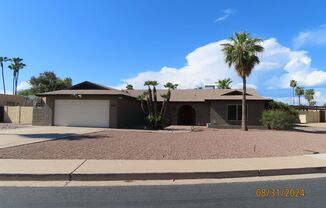 5218 E BLANCHE DR