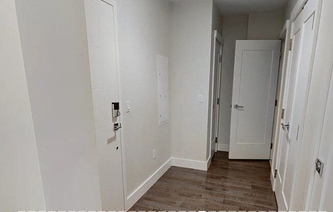 1 bed, 1 bath, $3,500, Unit 411
