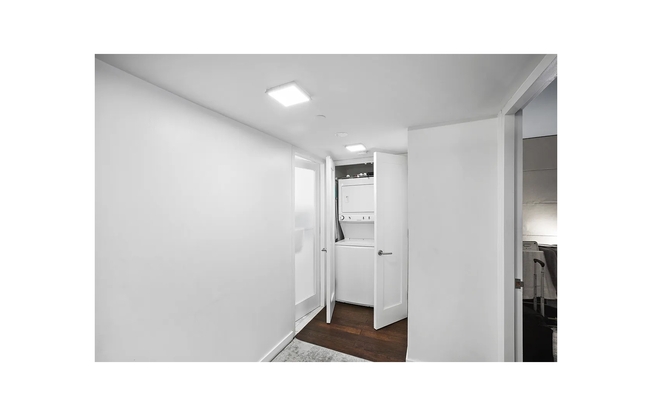 1 bed, 1 bath, 685 sqft, $5,000, Unit 6D