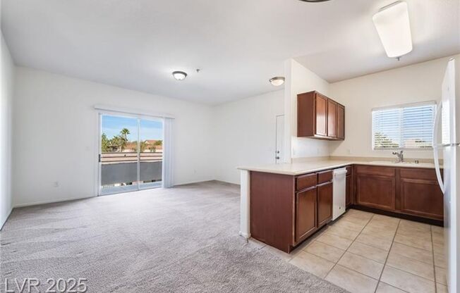 2 beds, 2 baths, $1,550, Unit #12270