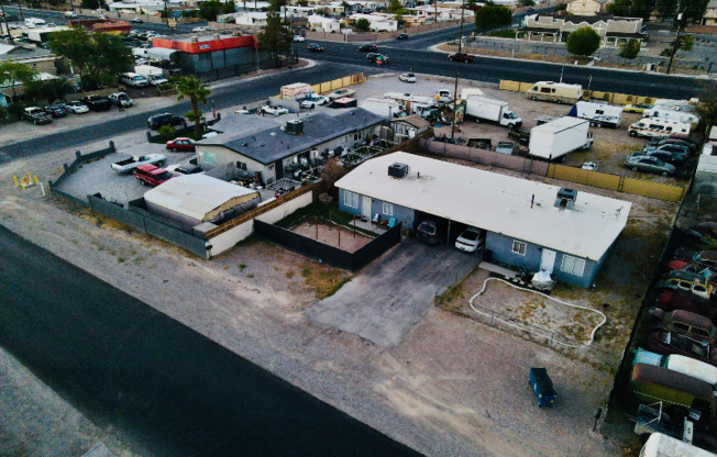 5320 MEIKLE LN