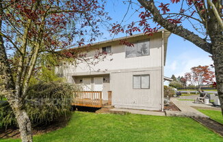 1032 HANFORD AVE