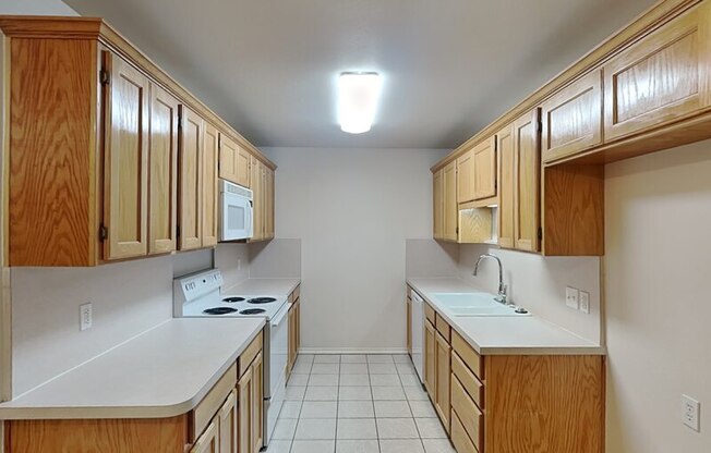 950 AUSTIN CT