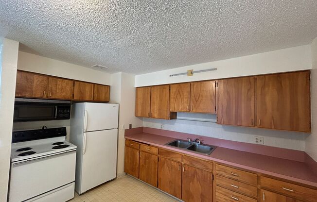 1023 16th Ave