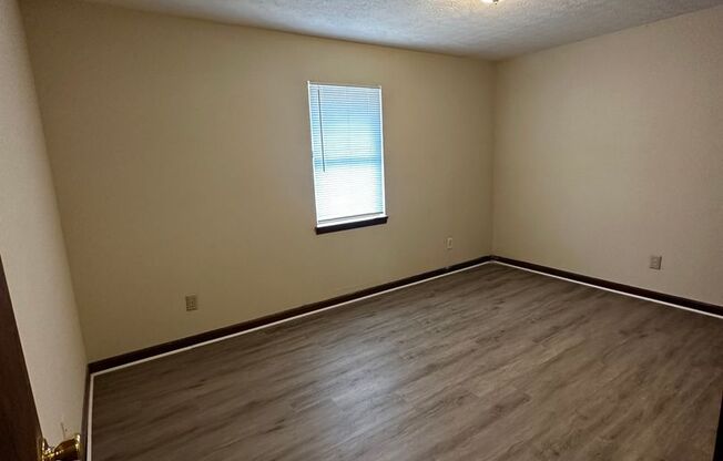 2 beds, 1 bath, 1,000 sqft, $1,000, Unit MD141