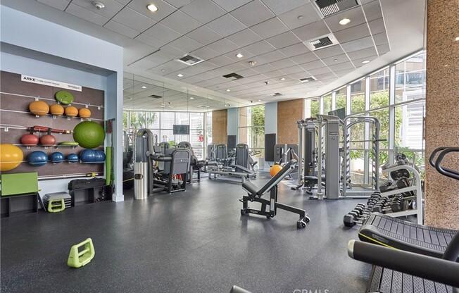 2 beds, 2 baths, 1,320 sqft, $3,850, Unit 1603