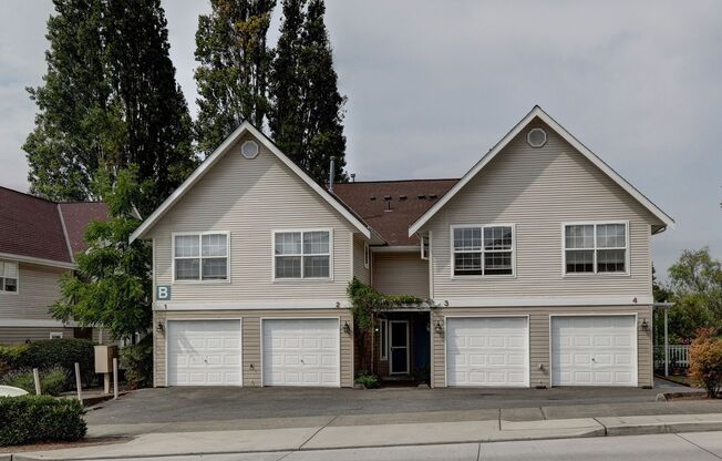 Urban Townhouse Overlooking Judkins Park