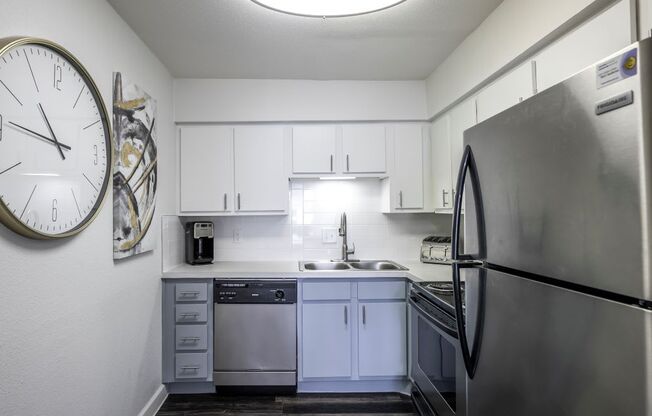 Fully Equipped Kitchen at Latitude 2976, Houston, TX