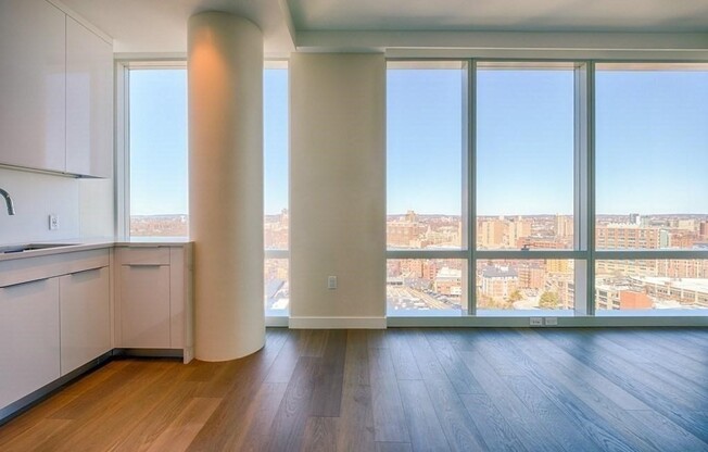 1 bed, 1 bath, 612 sqft, $4,000, Unit 25G