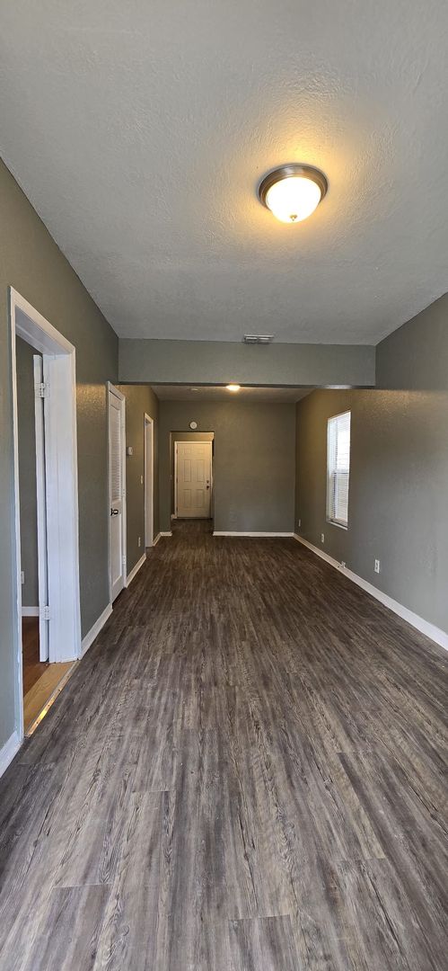 2 beds, 1 bath, $1,500