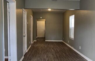 2 beds, 1 bath, $1,500