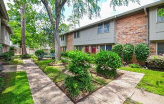 2 Bedroom Memorial Condo with Utilities Included