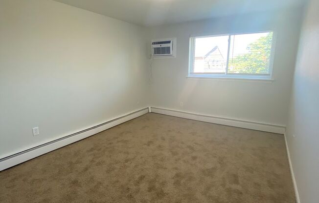 1 bed, 1 bath, 600 sqft, $1,550, Unit C - 35
