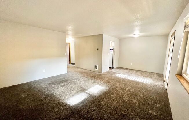 Willow Creek Apartments