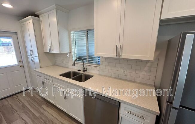 2812 N 35 ST