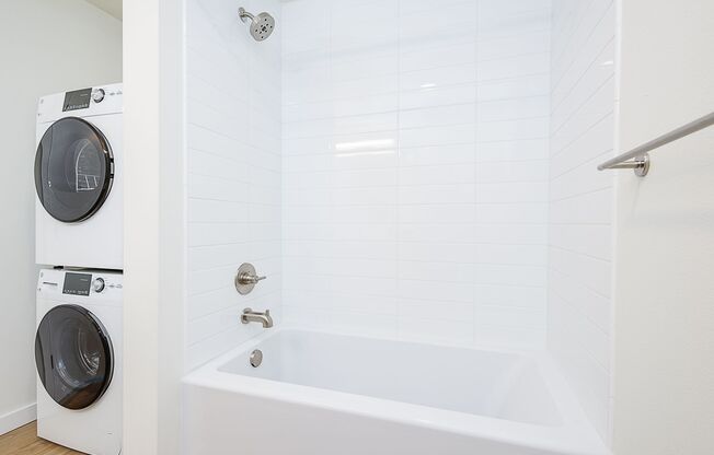 1 bed, 1 bath, 560 sqft, $2,395, Unit 501