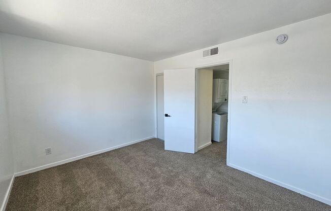 2 beds, 2 baths, 992 sqft, $1,800, Unit 15