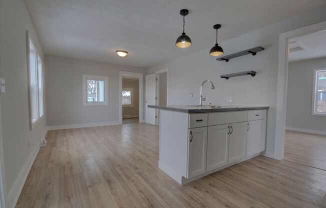 2 BED 1 BATH HOUSE FOR RENT