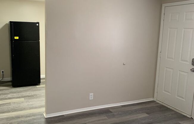 Homestead Villas 4-Plex/Fortnoff Props