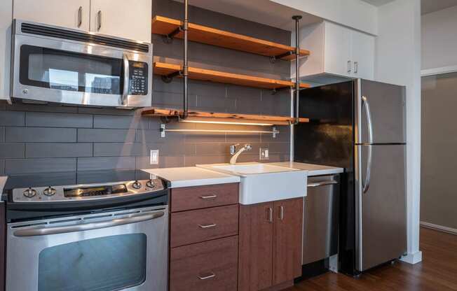 Central Eastside Lofts | Richmond Kitchen