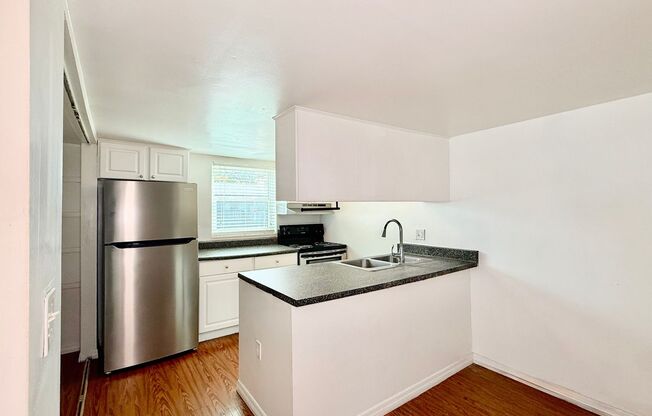 1 bed, 1.5 baths, 778 sqft, $1,395