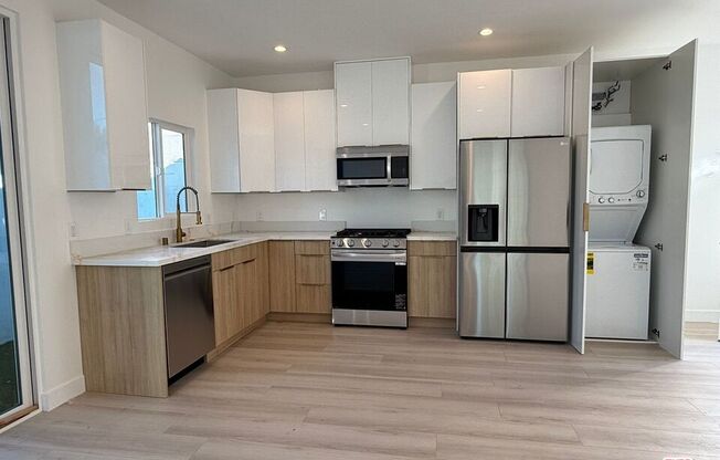 1 bed, 1 bath, $2,750