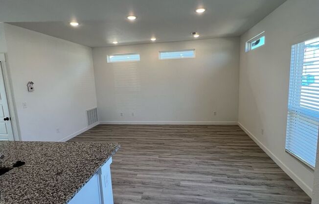 LEASING SPECIAL 1/2 OFF FIRST MONTHS RENT!! Now Leasing - Featherston Village - Modern Living