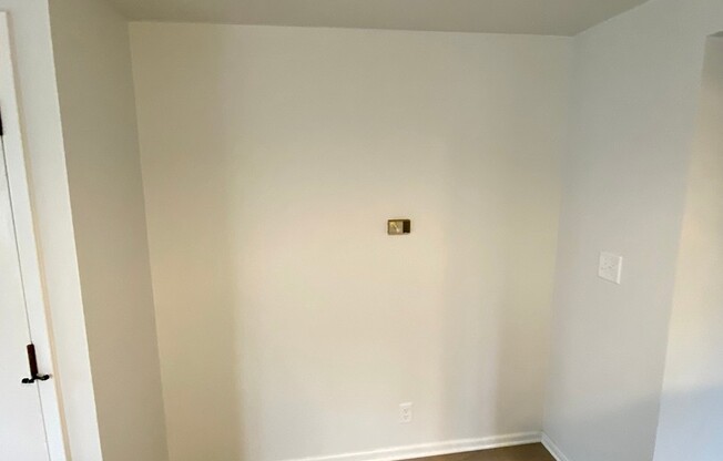 1 bed, 1 bath, 800 sqft, $745, Unit 1