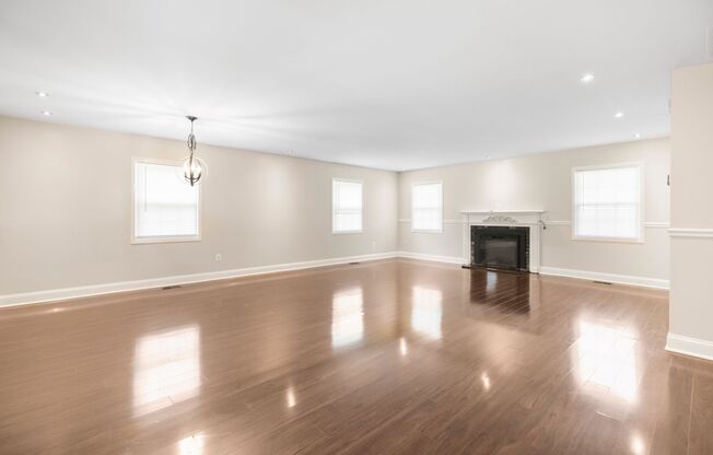 Beautiful 4 BR/2 BA Single-Family Home in Bowie!